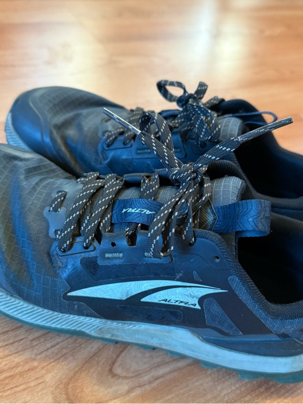 Altra Lone peak 8 Trail Running Shoes sz 7 - Picture 2 of 4